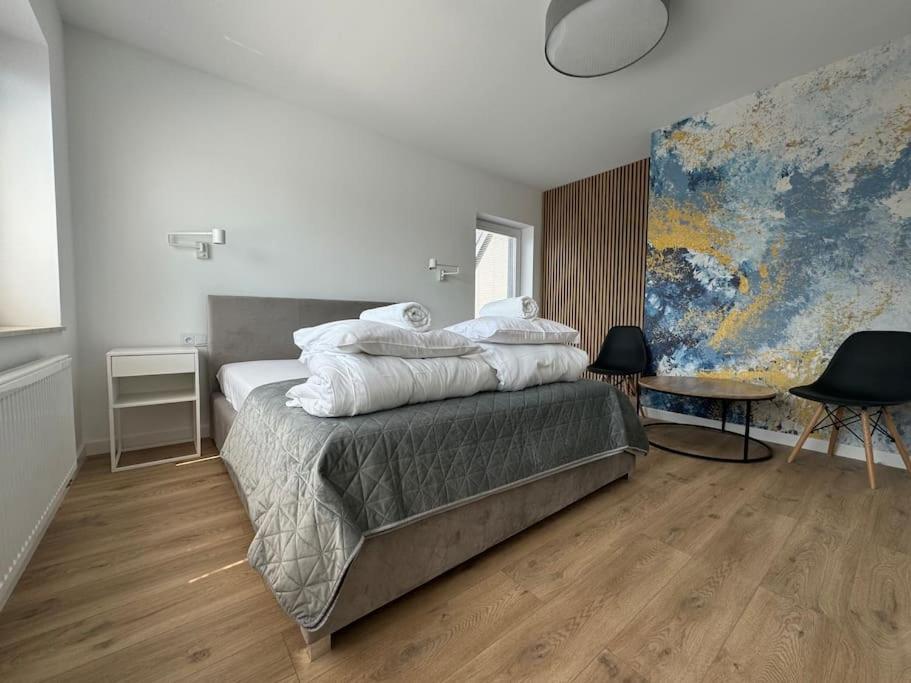 Apartament Luxuriously Decorated In A Calm District Of *