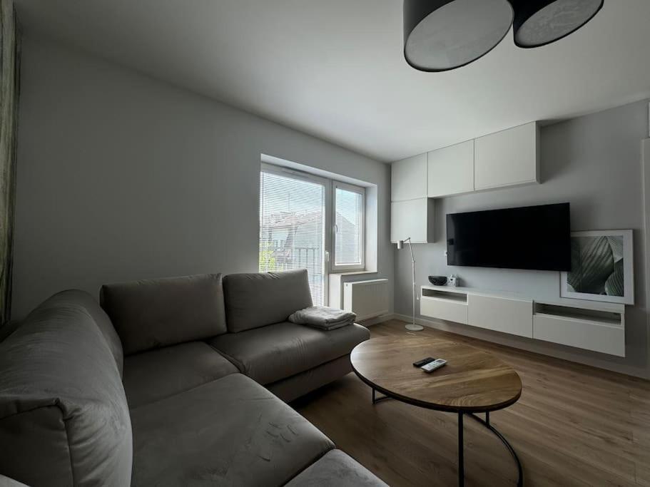 Luxuriously Decorated In A Calm District Of Apartament Kraków